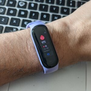mengukur kadar oksigen dalam darah dengan Amazfit Band 5