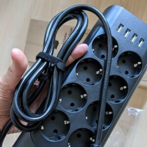 colokan kabel Tate Guard