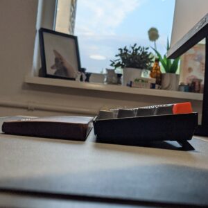 Keychron K6 dengan sudut 9°