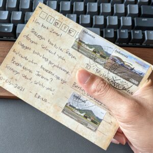 kartu pos dari Mbak Erina Julia