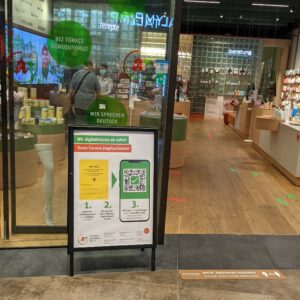 apotek yang bisa mengubah sertifikat vaksin ke sertifikat digital