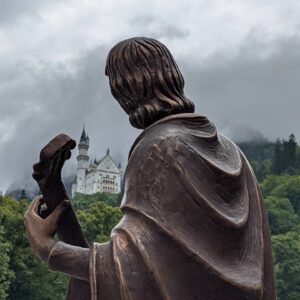 patung Hohenschwangau dan Kastil Neuschwanstein patung Hohenschwangau dan Kastil Neuschwanstein