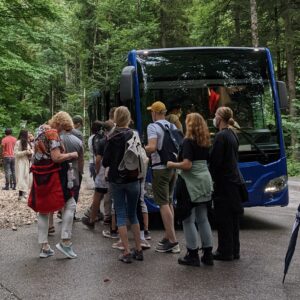 shuttle bus yang membawa ke Kastil Neuschwanstein shuttle bus yang membawa ke Kastil Neuschwanstein