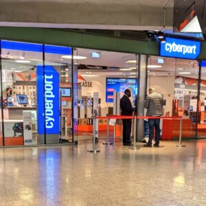 toko Cyberport di Mal Bikini Berlin