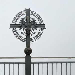 lambang Zugspitze sisi Austria