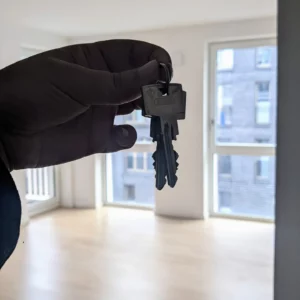 kunci apartemen baru