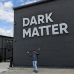Menonton Pameran "Dark Matter" Berlin