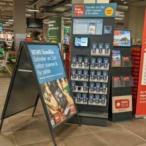 mesin REWE Scan&Go di supermarket REWE
