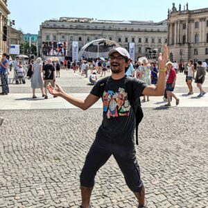 di Babelplatz, Unter den Linden, lokasi Staatsoper f&uuml;r alle