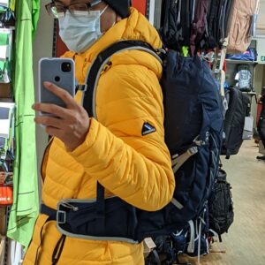 tali ransel dan tali pinggang untuk kenyamanan