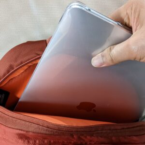kompartemen laptop pada Gregory Anode 30