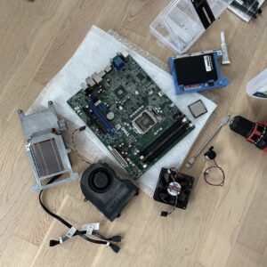 membongkar komponen Dell OptiPlex 9010
